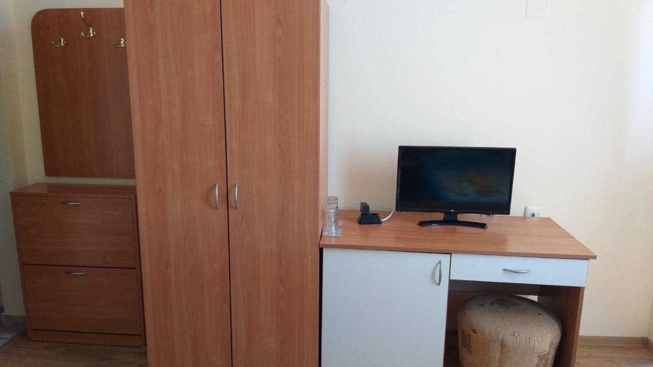 Ivanovi Guest House Приморсько Екстер'єр фото